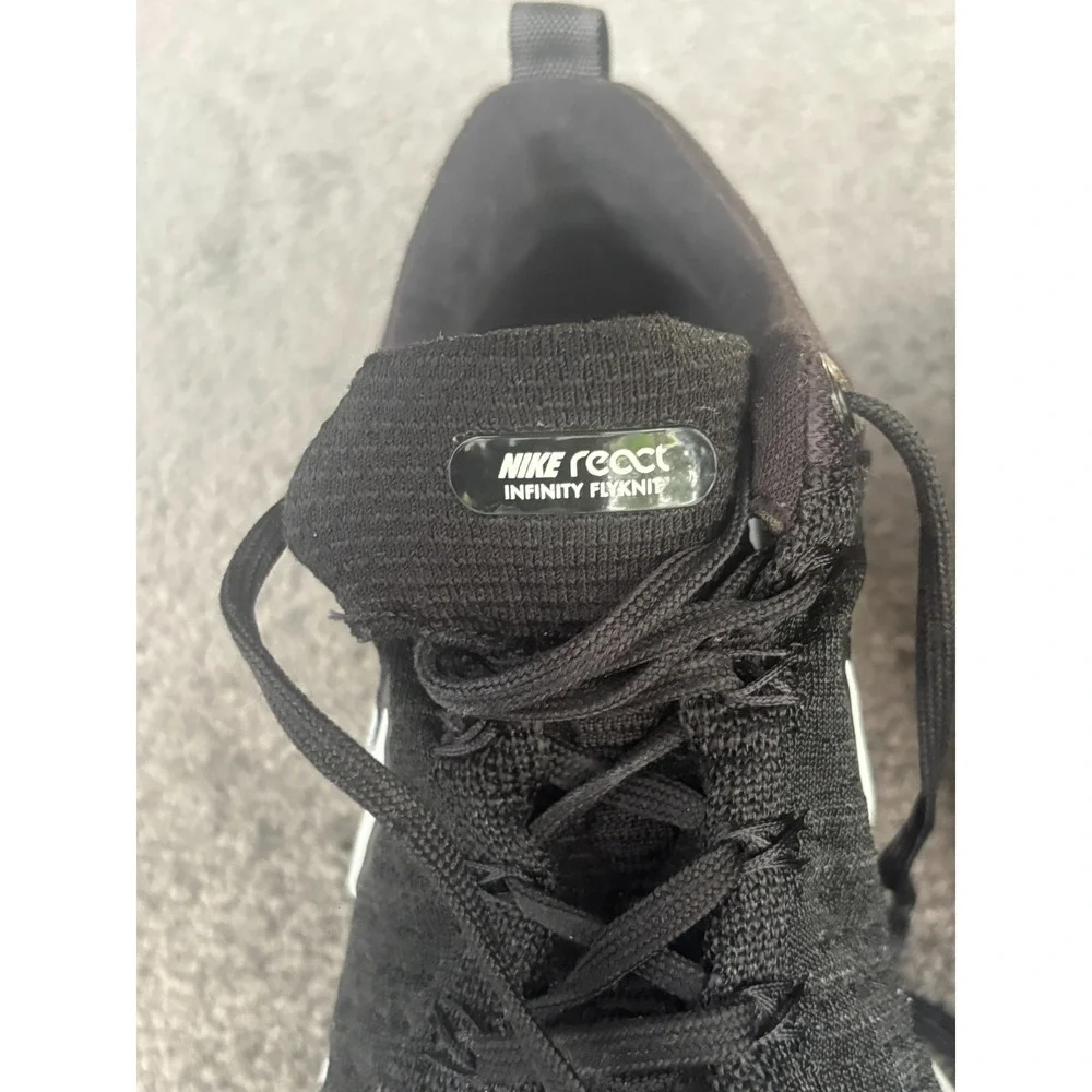 Nike React Infinity Run Flyknit 2 Women's‎ Shoes Size 8 Black Lace-Up Sneakers